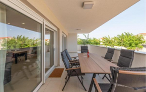 Beautiful Apartment In Novalja With Wifi